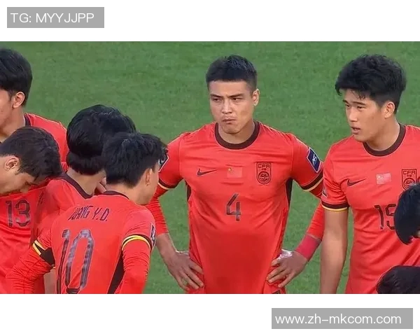 国足迎战越南队全力争胜期待精彩表现与历史交锋的较量 国足迎战越南队全力争胜期待精彩表现与历史交锋的较量